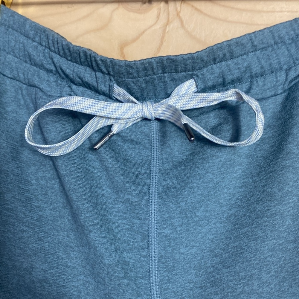 Vuori Blue Drawstring Joggers - Picture 4 of 10
